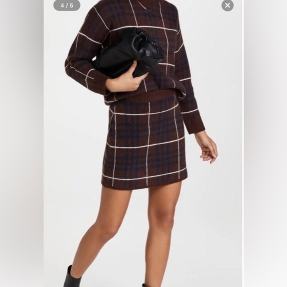 En Saison Sweater and Skirt Set